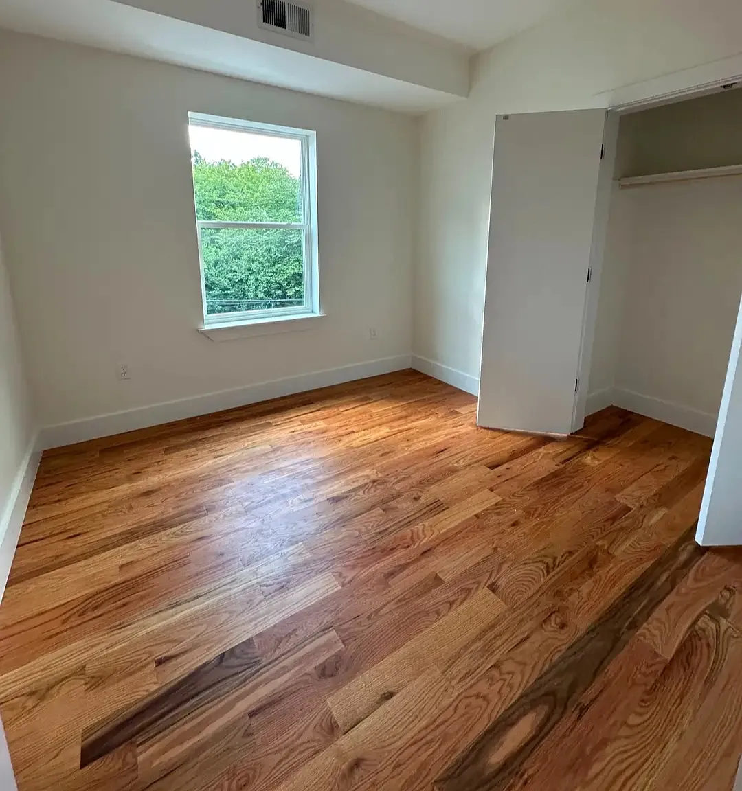 4 bed, $3,050 — Photo 2