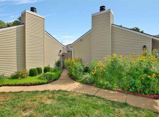 32 E Chisholm Creek St, Wichita, KS 67226