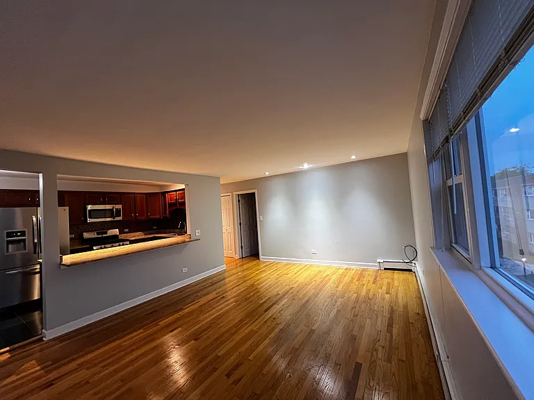 2405 W Balmoral Ave #3E — Photo 4
