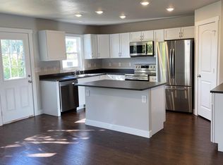 211 E 5th St, Cheyenne, WY 82007