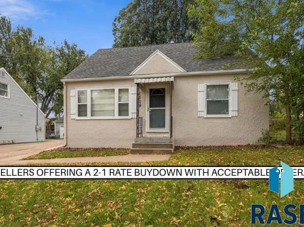 1509 E 25th St, Sioux Falls, SD 57105