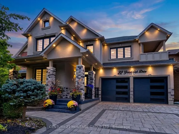 22 Grand Oak Dr, Richmond Hill, ON L4E 3Z9