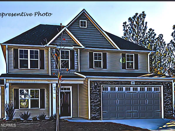 117 W 6th Ave, Raeford, NC 28376