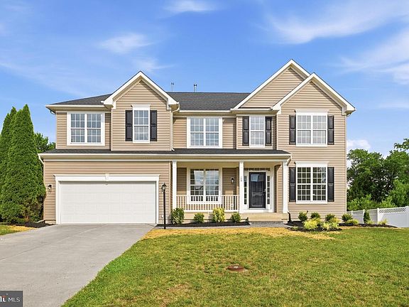 2nd image of 109 Blackburns Ford Dr