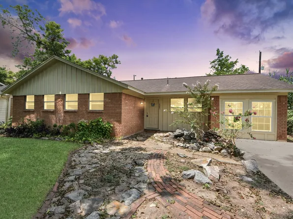 505 Jasmine St, Richwood, TX 77531