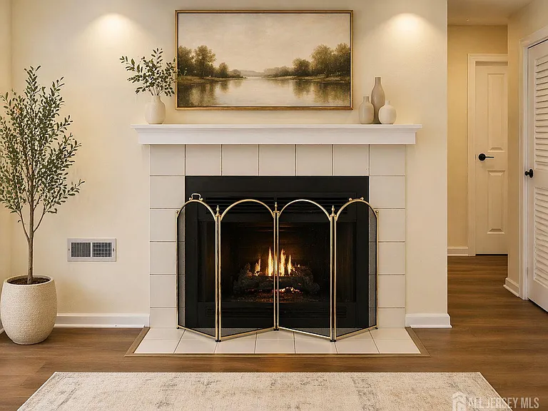101 Hampshire Dr — Photo 9
