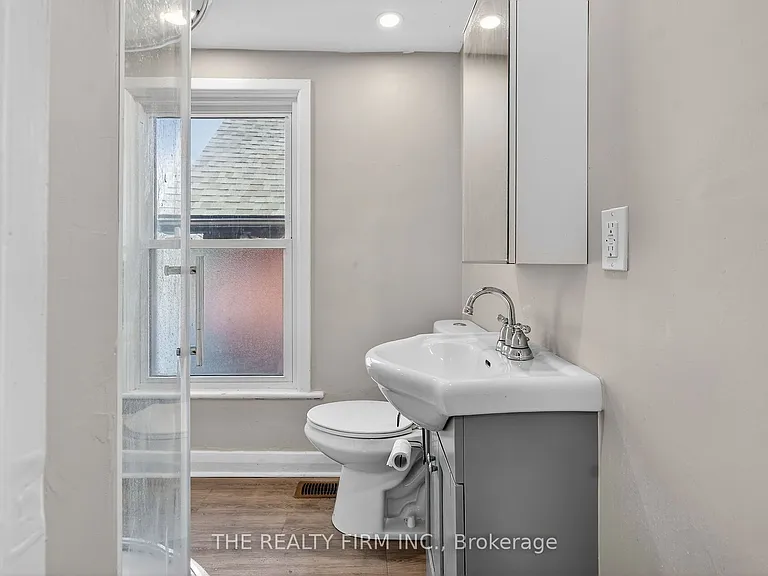 312 Piccadilly St #4 — Photo 14