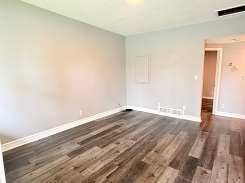 2nd image of 506 Aylmer Ave Unit 1