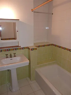 Rented by Avenue Sotheby's International Realty | media 9