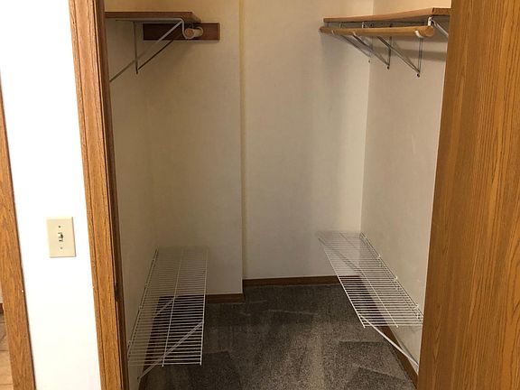 5th image of 212 Regan St #3