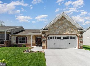 31 Stedtle Ave, Littlestown, PA 17340