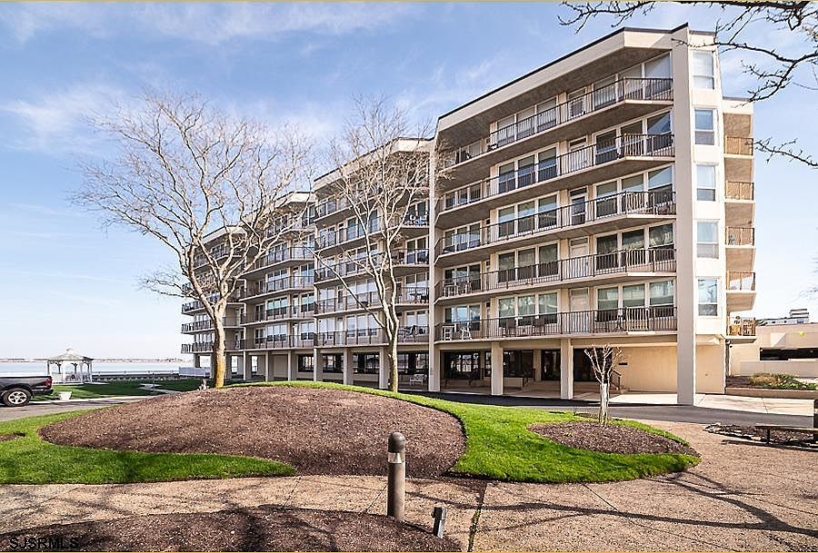 1st image of 500 Bay Ave #201N