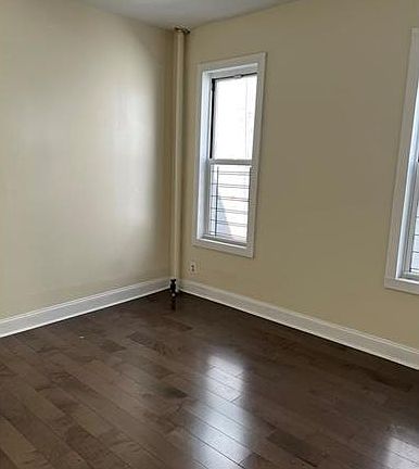 4th image of 3010 Holland Ave APT 9