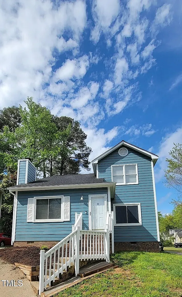3 bed, 1477 sqft, $1,950 — Photo 1
