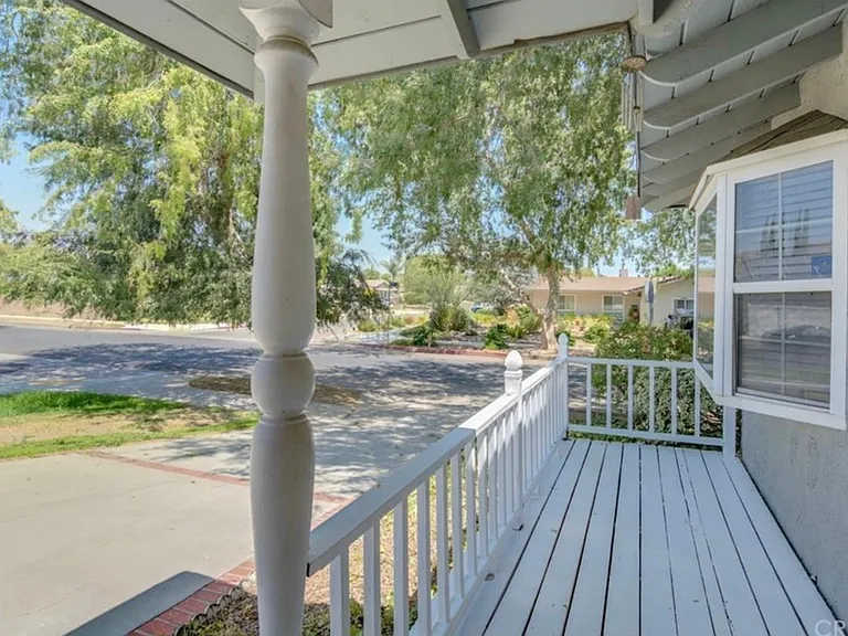 7913 Royer Ave — Photo 19