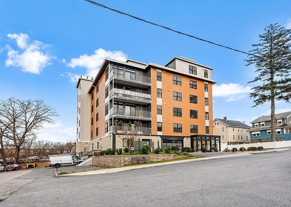 11 Oak Grove Ter Quincy MA Zillow