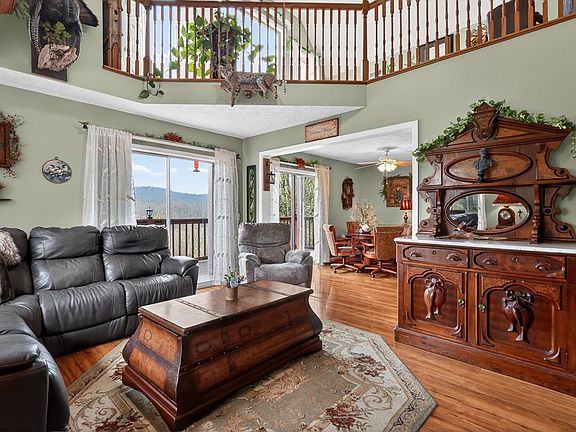 5th image of 12138 Dettor Rd