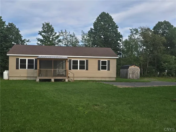 8222 Valley Rd, Oriskany Falls, NY 13425