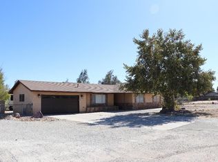 8943 9th St, Hesperia, CA 92345