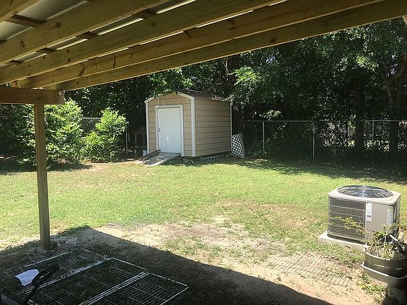 5th image of 8345 Harbour Square Dr