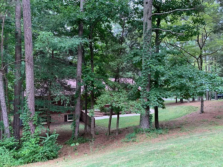 421 Constitution Dr — Photo 21