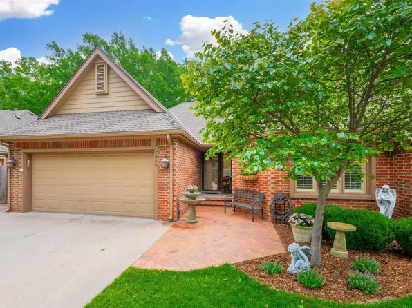 2246 N Penstemon Ct, Wichita, KS 67226