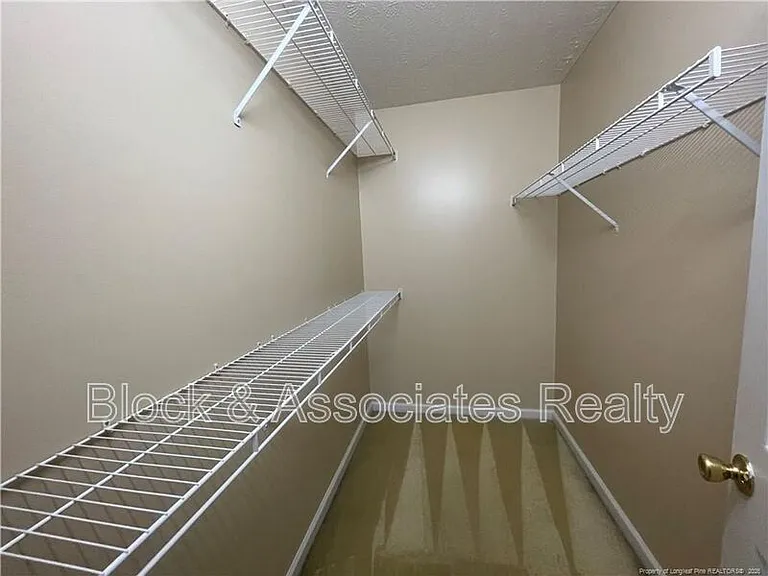 5097 Meadowland Ct — Photo 11