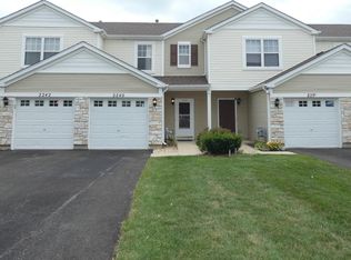 2240 Flagstone Ln, Carpentersville, IL 60110