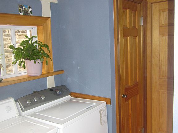 1st floor laundry/ powder rm.