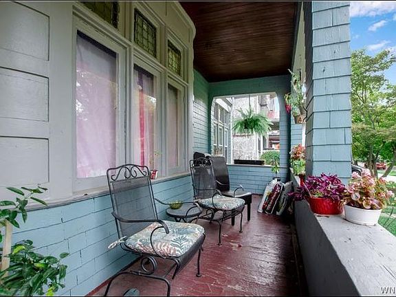 2nd image of 95 Ashland Ave #2
