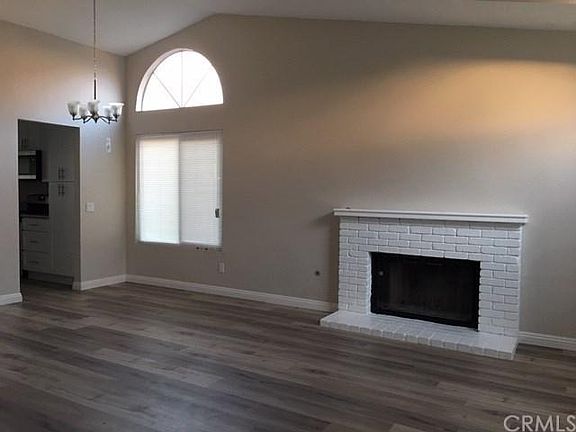 3rd image of 24696 Freeport Dr