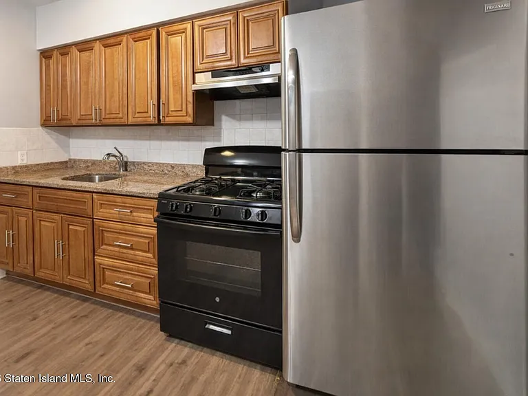 423 Lisk Ave #1 — Photo 3