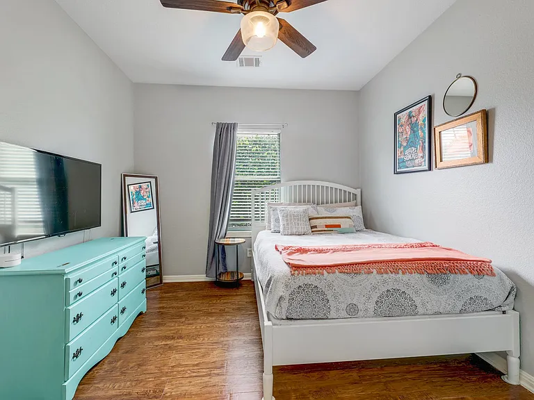 411 W Saint Elmo Rd #37 — Photo 21