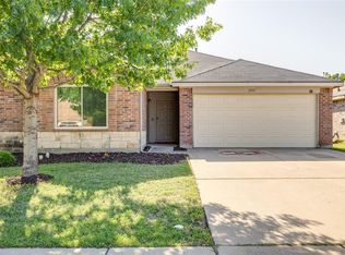 5717 Downs Dr, Fort Worth, TX 76179