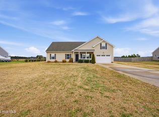 131 S Lou Sawyer Road, Moyock, NC 27958