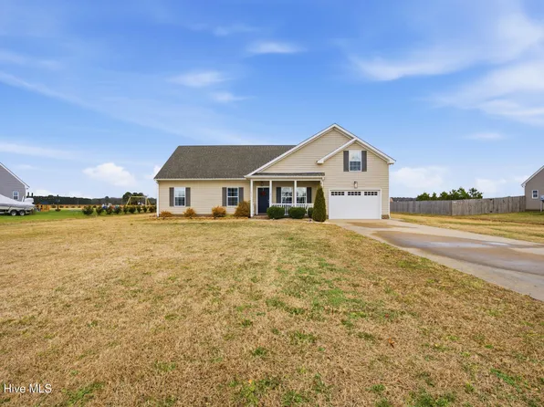 131 S Lou Sawyer Road, Moyock, NC 27958