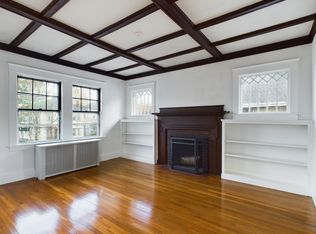 25 Rowe St #2, Auburndale, MA 02466