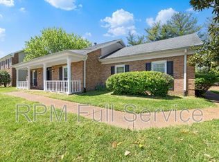 7518A Old Harding Rd, Nashville, TN 37221