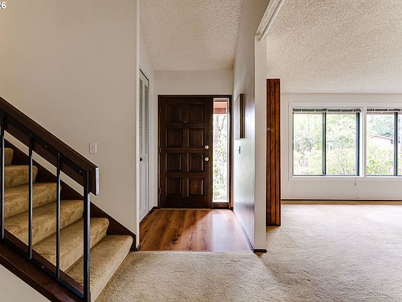 3rd image of 5020 Saxon Way