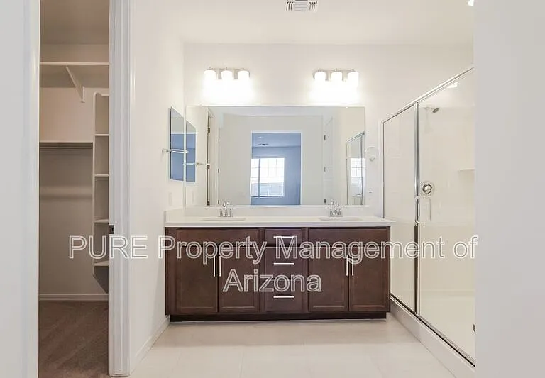 10254 W Crittenden Ln — Photo 8