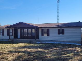 15400 N Heron Ln, Bluford, IL 62814