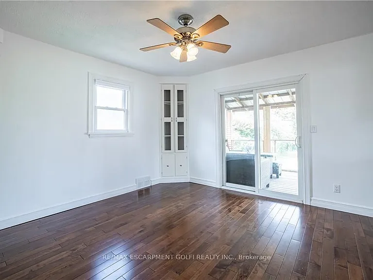 521 S Pelham Rd #UPPER — Photo 8