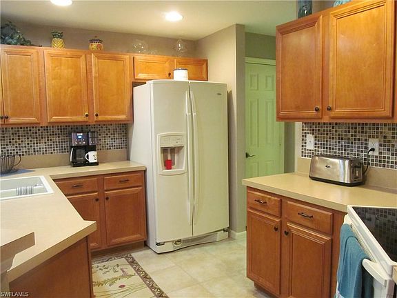 4th image of 9282 Aegean Cir
