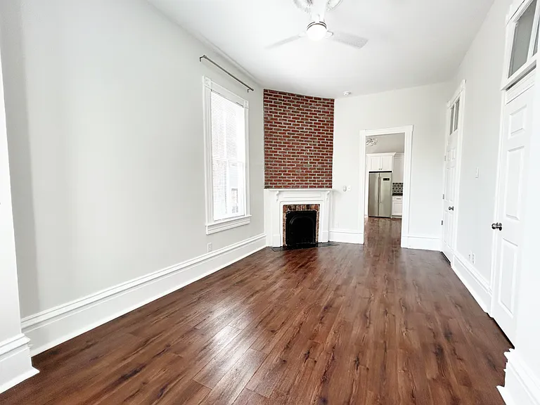 414 E Gwinnett St #414 — Photo 6