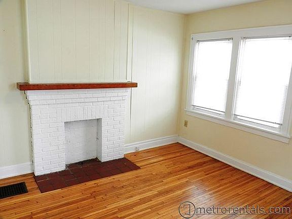 4th image of 98 E Lakeview Ave