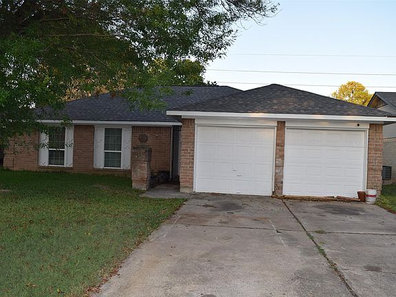 2nd image of 10418 Mackenzie Dr