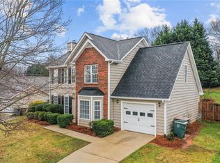 9 Crestbrook Ct, Greensboro, NC 27455