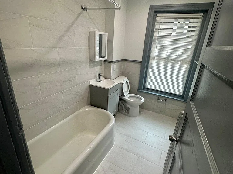 538 E Brinton St #2 — Photo 2