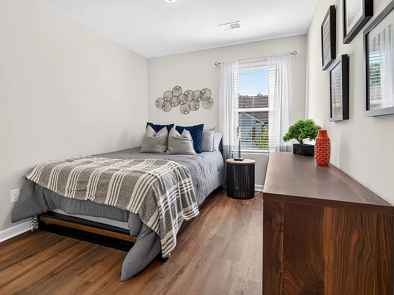 1015 Hayden St NW — Photo 21