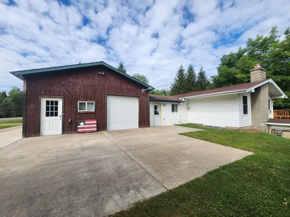 3943 Bass Lake Rd, Rhinelander, WI 54501